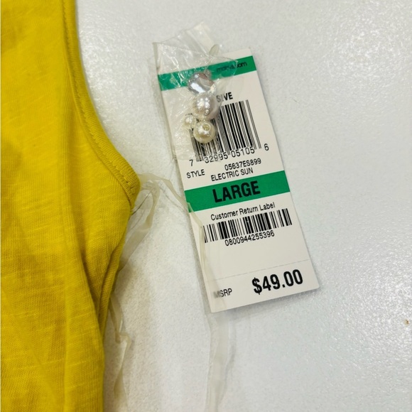 INC International Concepts Sleeveless Yellow Embellished Top size Large - Picture 6 of 9